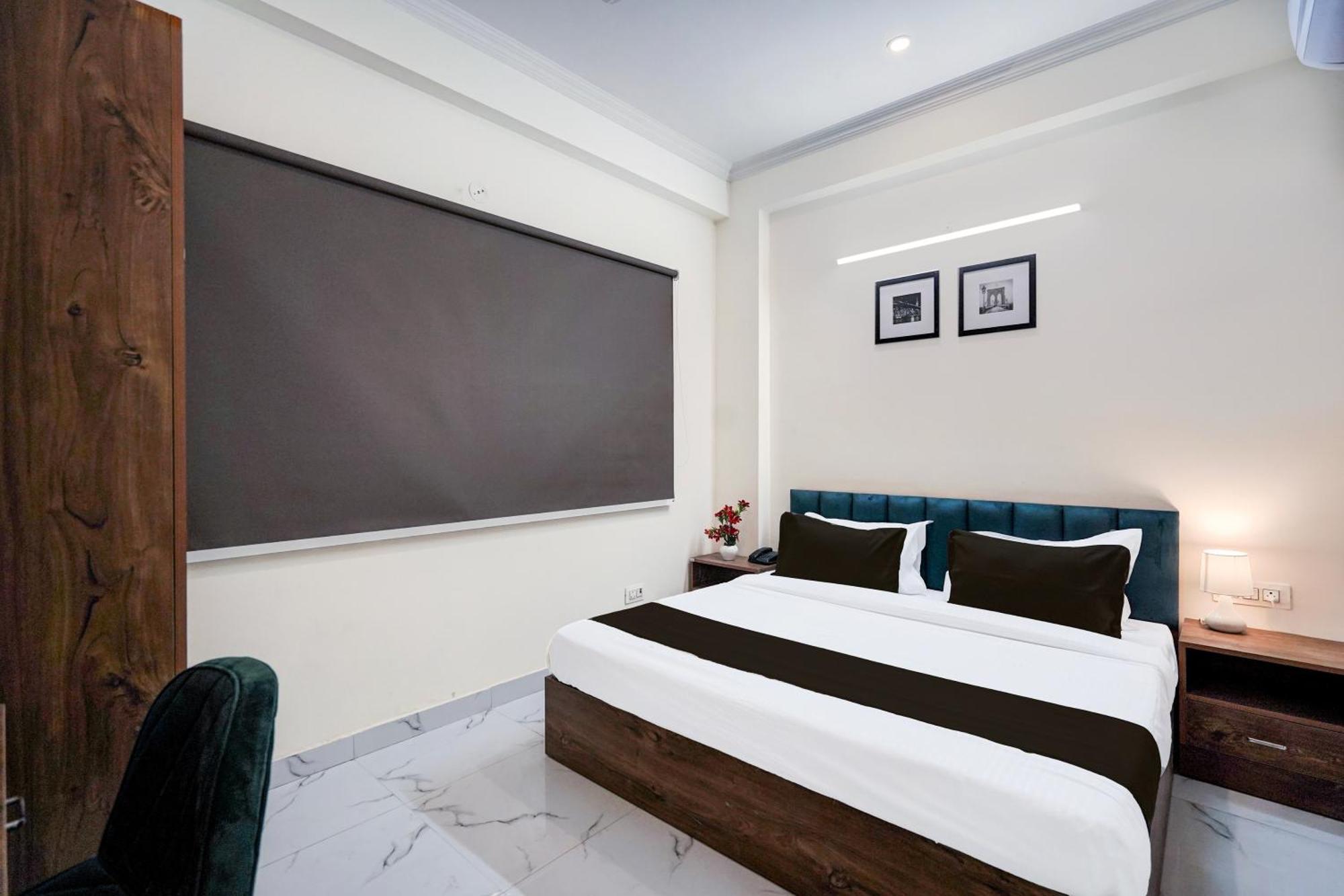 Hotel Super Townhouse Sector 86 Near Sector 83 Metro Station Noida Esterno foto